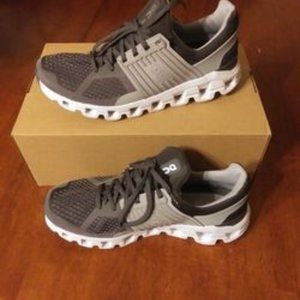 On Cloud Helion Swiss Engineering Sneakers sz US M9 Gray